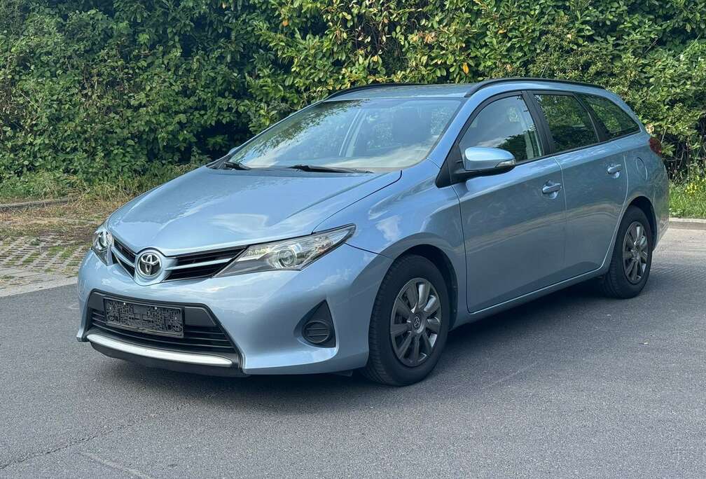 Toyota Auris SW 1.4 D-4D Dynamic