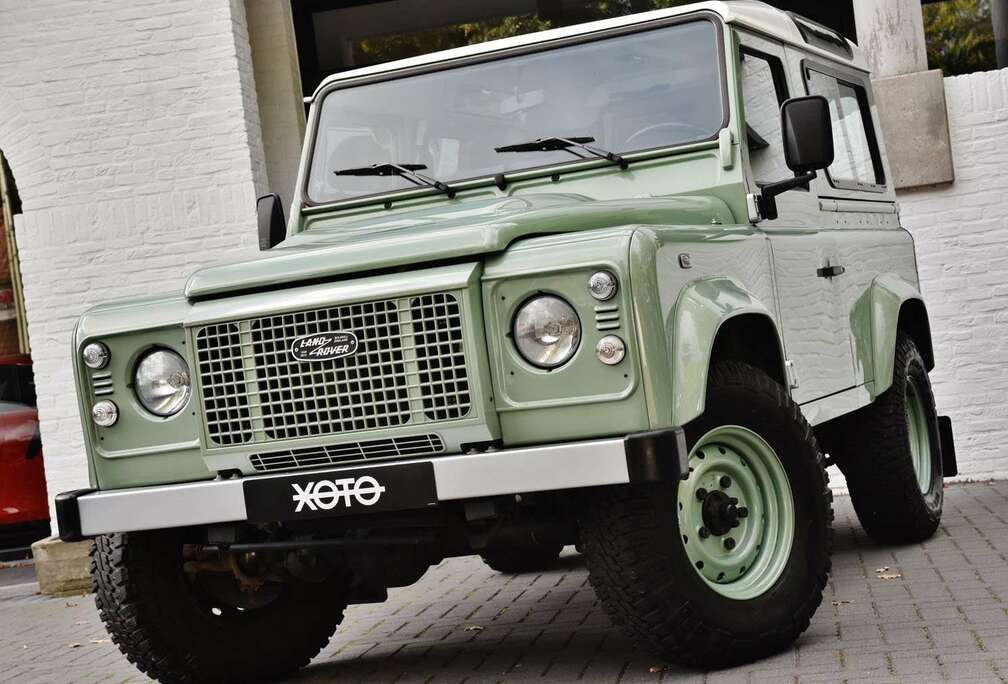 Land Rover 90 HERITAGE LIMITED EDITION *** LR HISTORY **