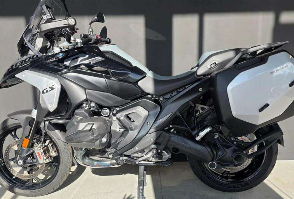 BMW 0