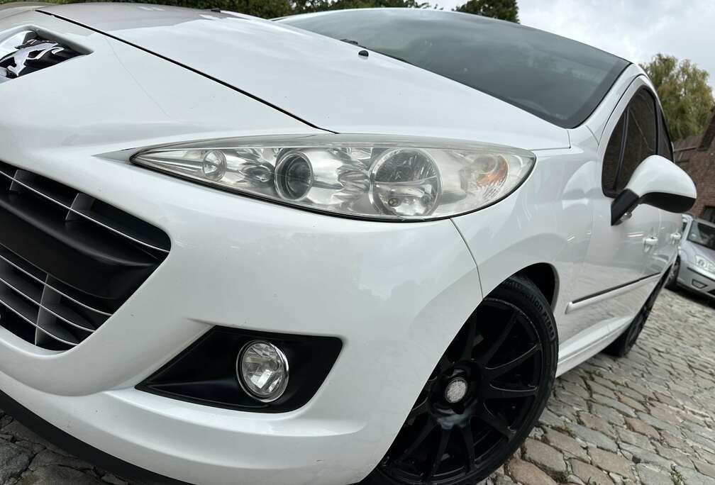 Peugeot 1.6 Turbo 16v GT