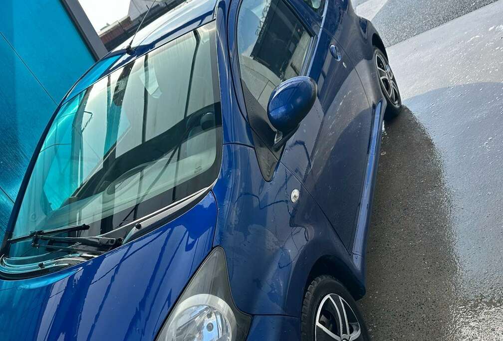 Toyota Blue