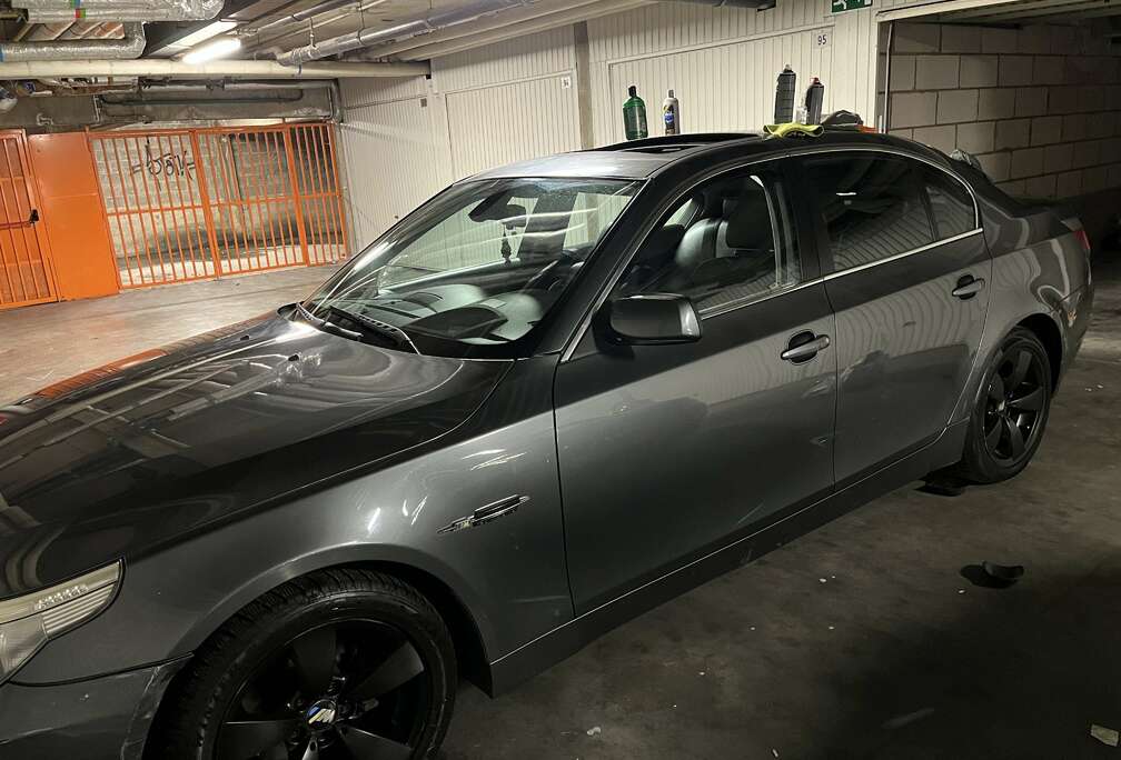 BMW 525i Exclusive Line