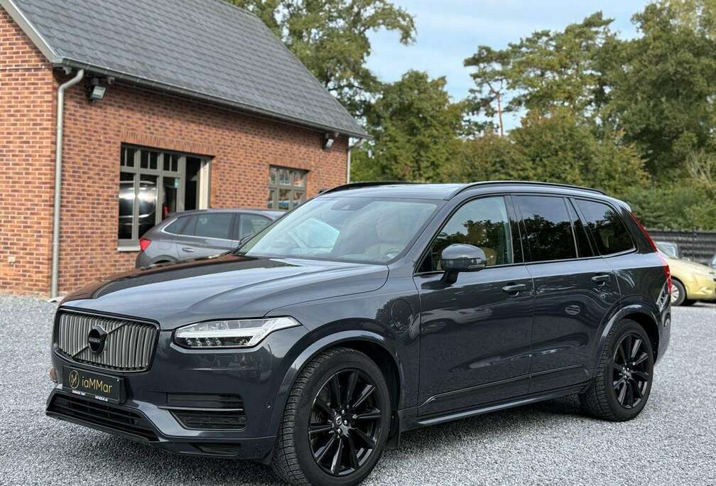 Volvo XC90 T8 AWD Twin Engine Geartronic Momentum
