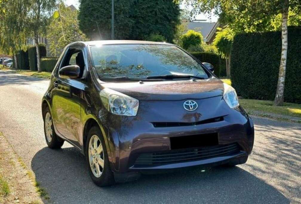 Toyota 1.0i VVT-i Luna PRT  IMMATRICULÉ