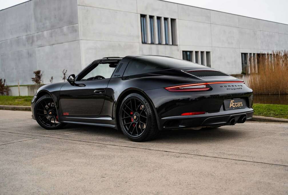 Porsche .2 911 TARGA 4 GTS /SPORT CHRONO /CARBON / BELGIAN
