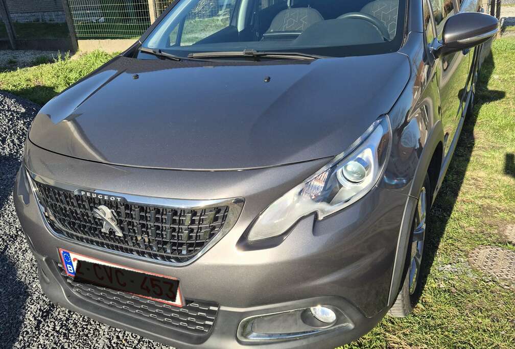 Peugeot 1.2i PureTech Signature S&S (EU6.2)