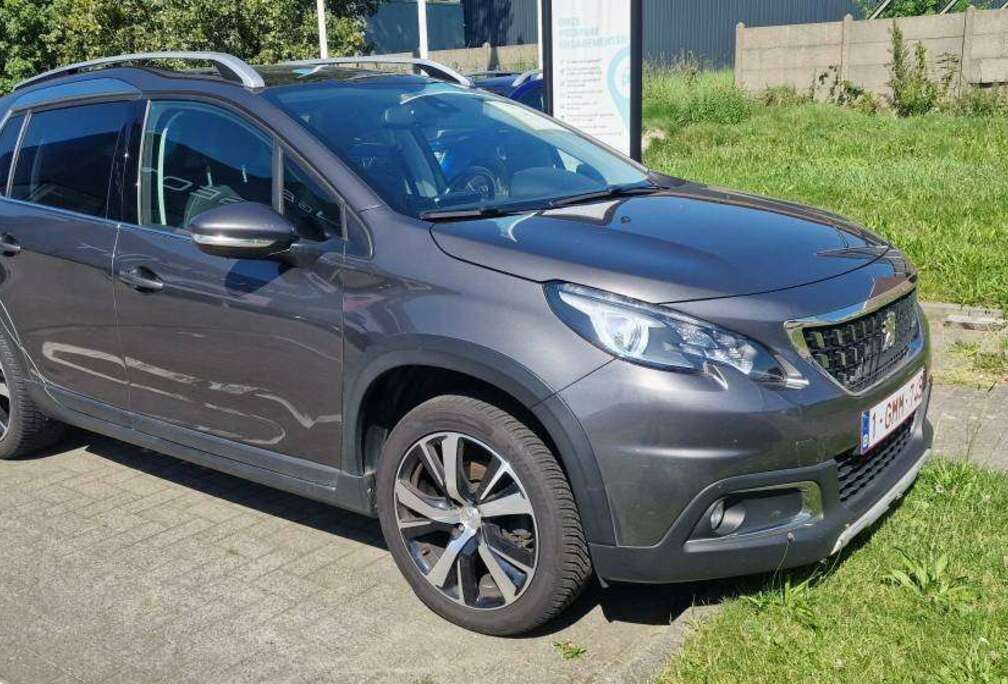 Peugeot 2008 PureTech 130 Allure