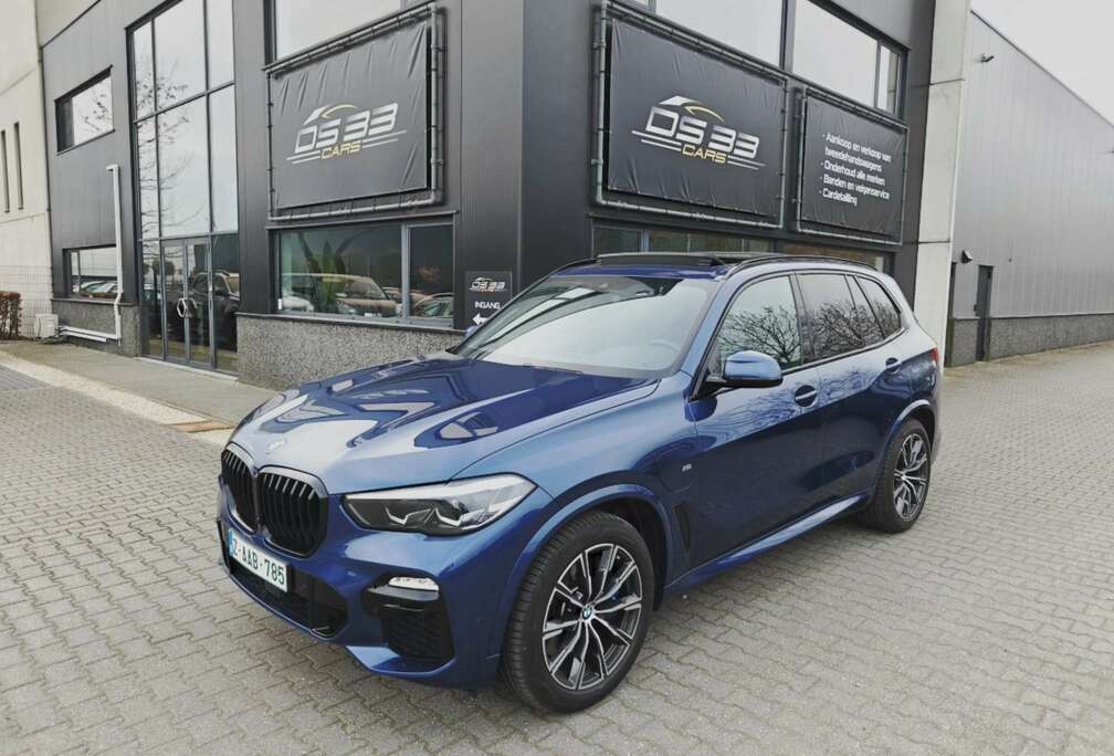 BMW X5 xDrive45e M + M-seats/Pano/Keyless/Apple/Trekha
