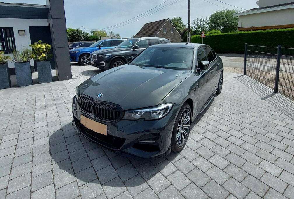 BMW 330E