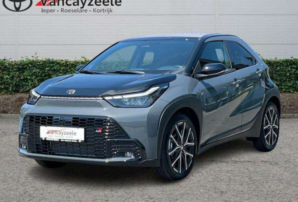 Toyota GR Sport+cam+gps+sens V+A