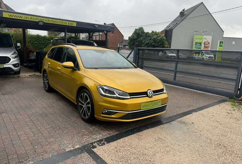 Volkswagen 1.0 TSI * COMFORTLINE * AUT * CAMERA * GPS * ACC