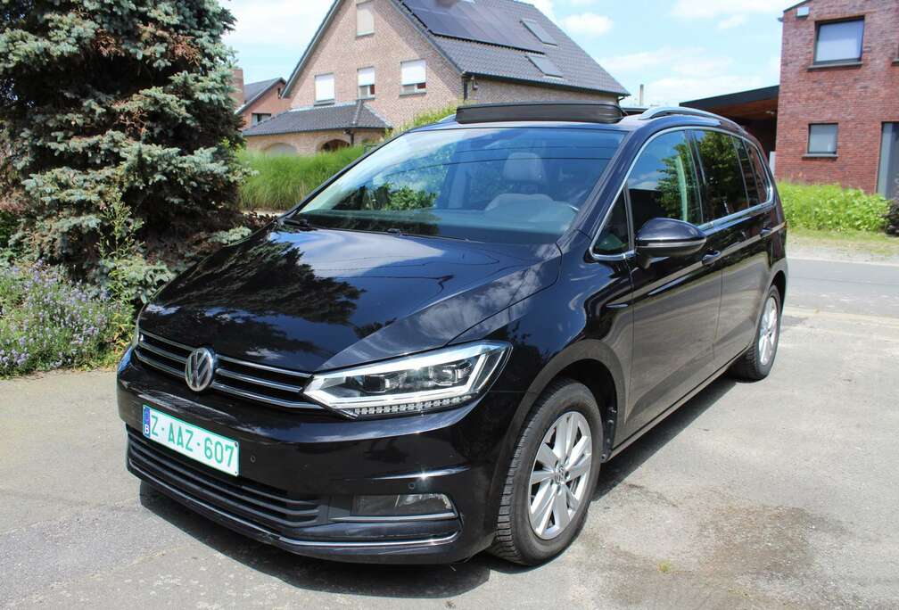 Volkswagen 2.0 TDI DSG*NAVI*PANORAMA*LED*