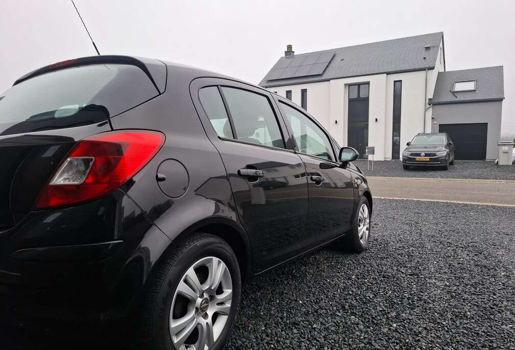 Opel Modèle 111 ième anniversaire