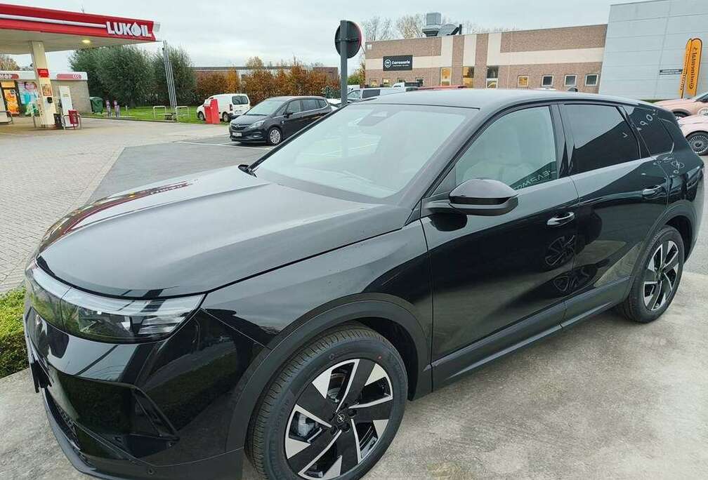 Opel GS 1.2 TURBO HYBRID 145PK AUTOMAAT * NAVI * 360 CA