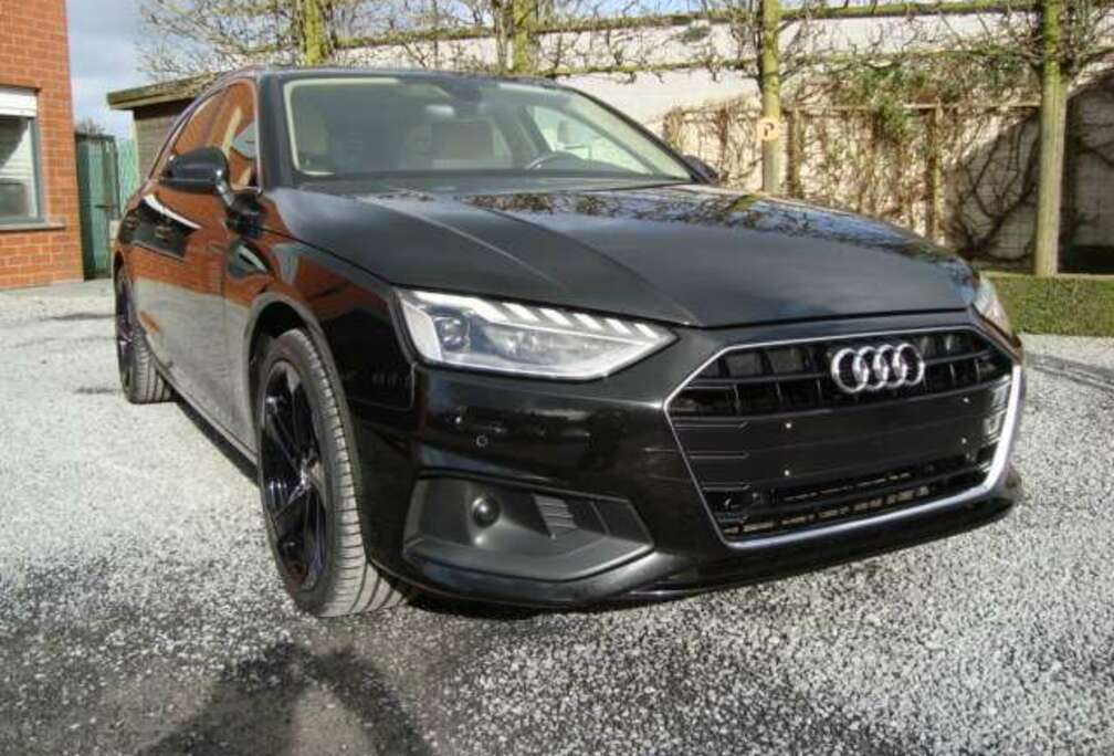 Audi A4 Avant 30 TDi Business Edition S tronic