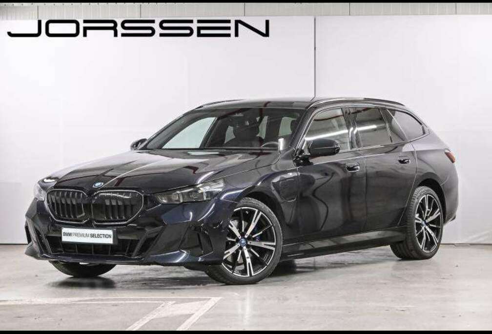 BMW 530e touring