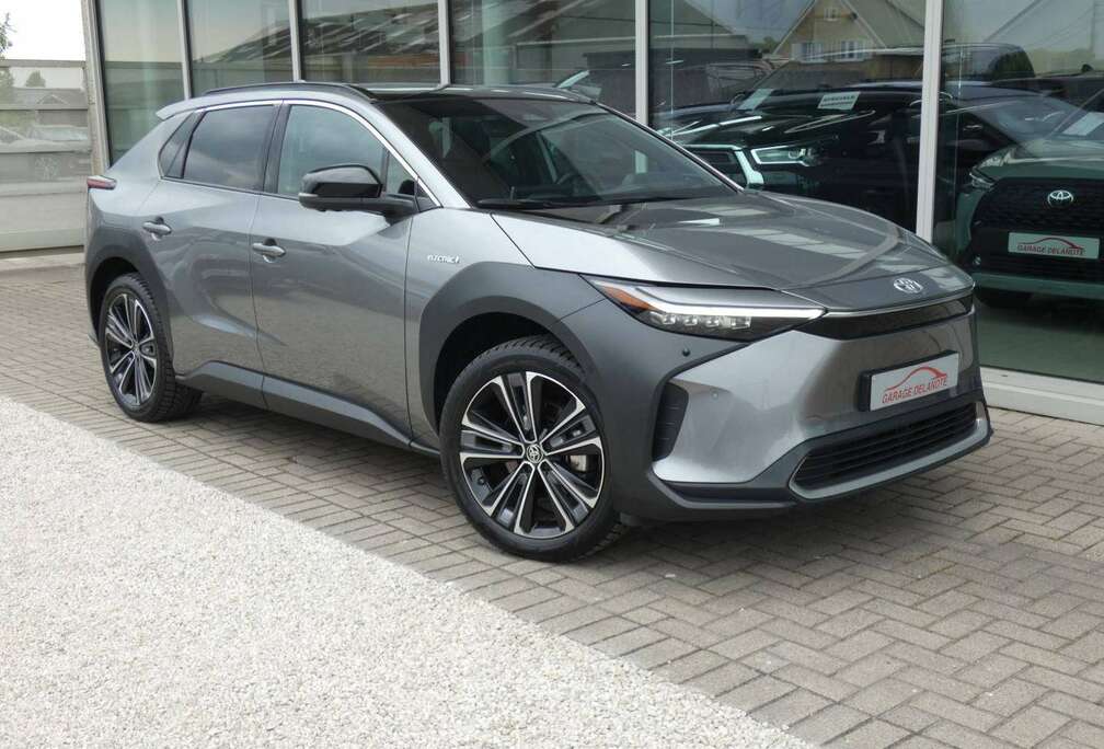 Toyota AWD PREMIUM +Trekhaak +Pano dak +LEDER +JBL +360Camera +Zetelventilatie +Zetelverwarming