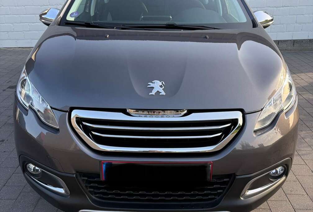 Peugeot 2008 1.6i Allure