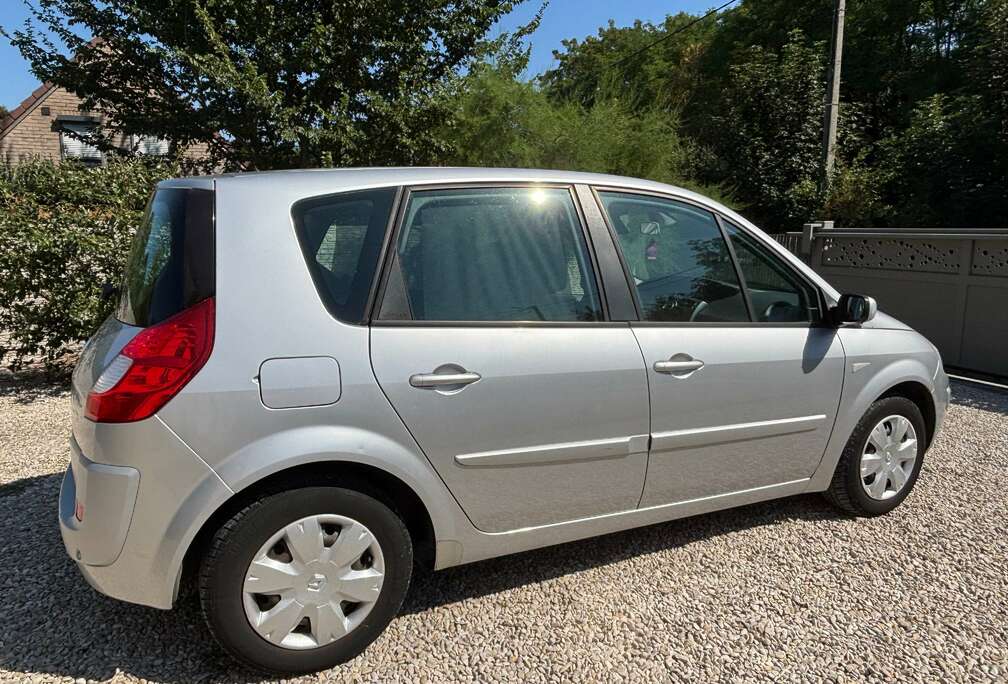 Renault Scenic 1.5 dCi Latitude