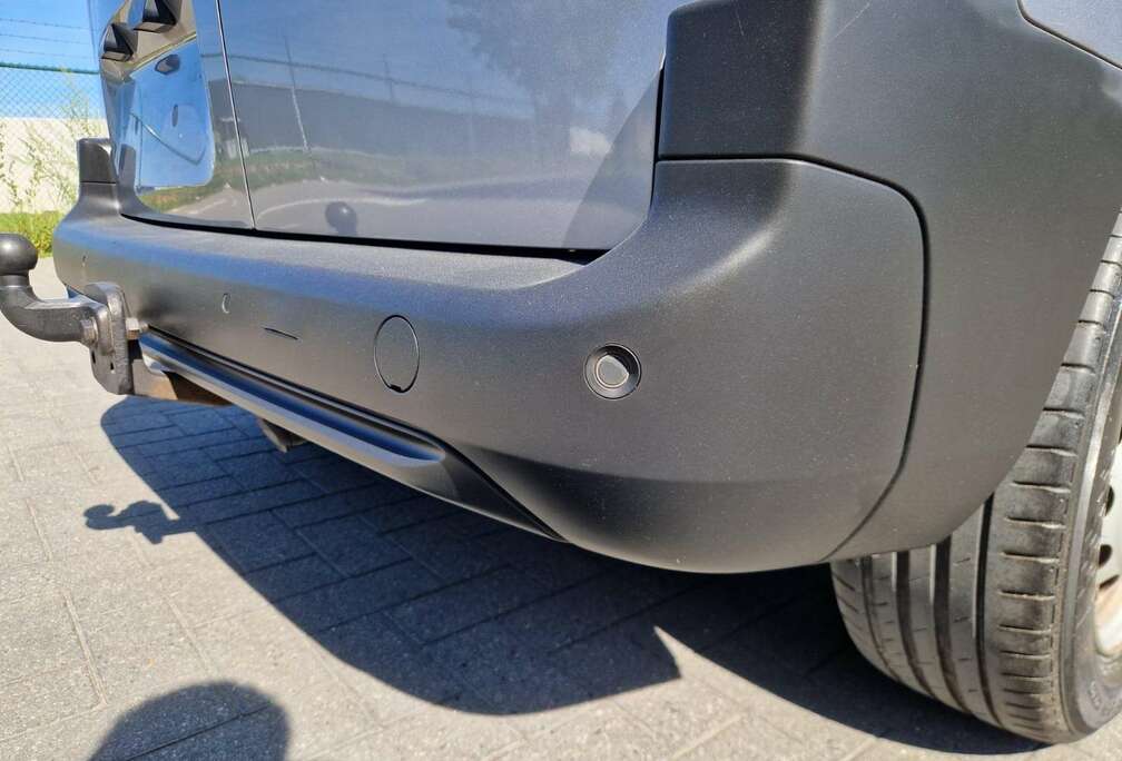 Peugeot 1.6 BlueHDi 100 L1 EHZ Premium