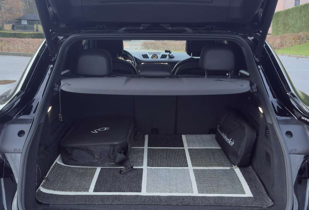 Porsche E-Hybrid Coupe Tiptronic S