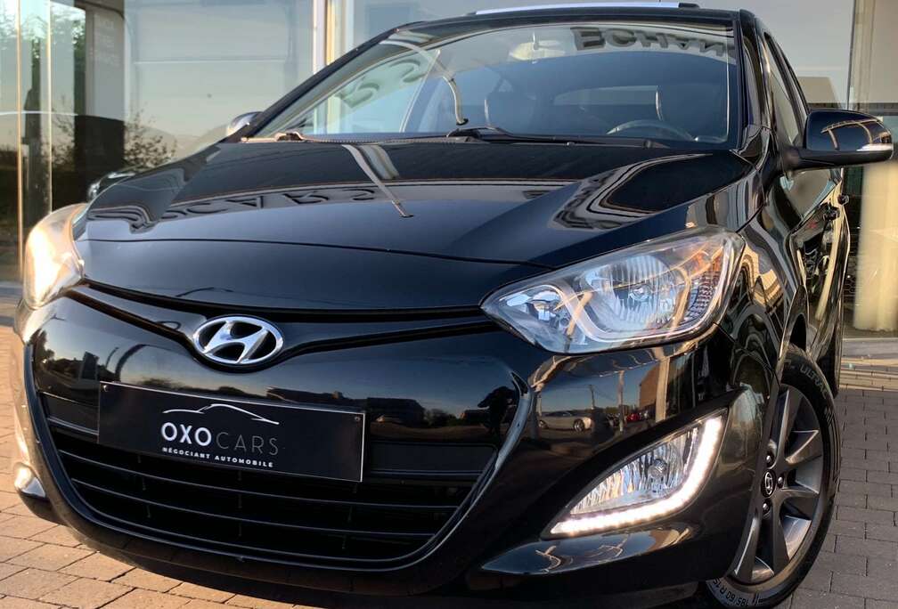 Hyundai 1.2i Go / Cuir / Clim Auto / Toit Ouvrant /Cruise