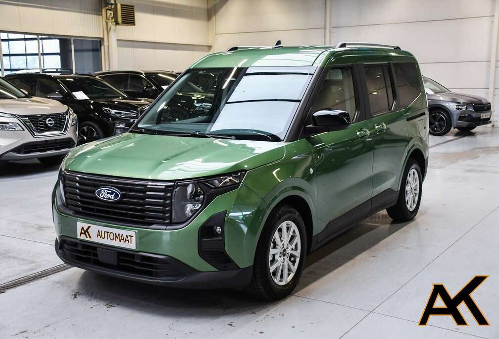 Ford Titanium 5pl Automaat - NAVI SMARTLINK / CAMERA