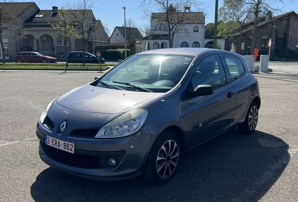 Renault 1.2i 16v Community III