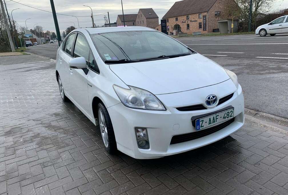 Toyota 1.5i VVT-i 16v Hybrid THS Sol Pack