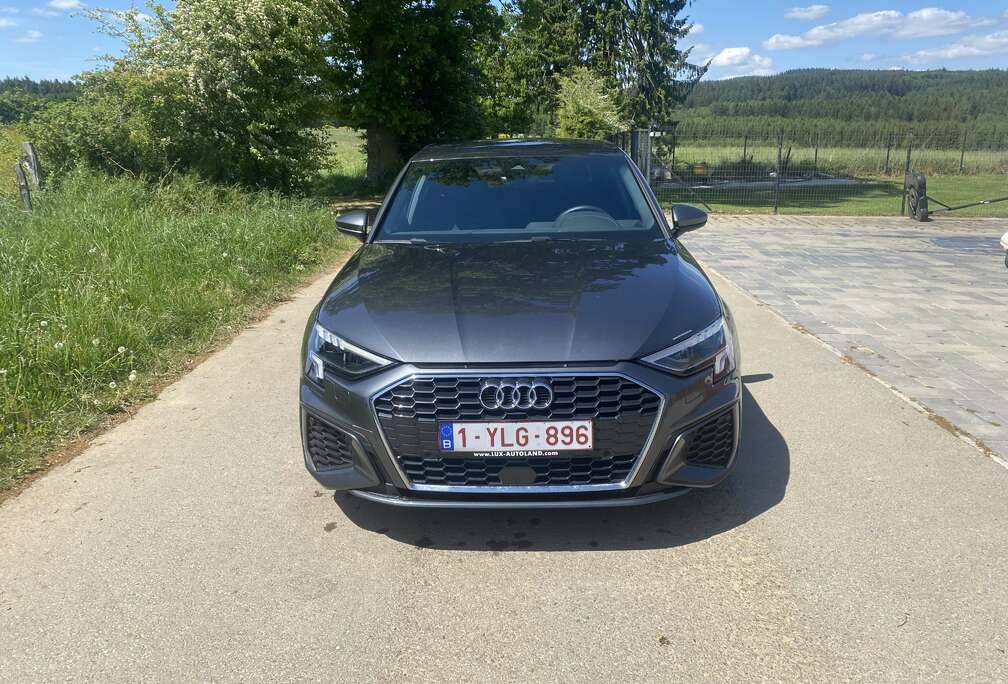 Audi Sportback 30 TDi S line tronic