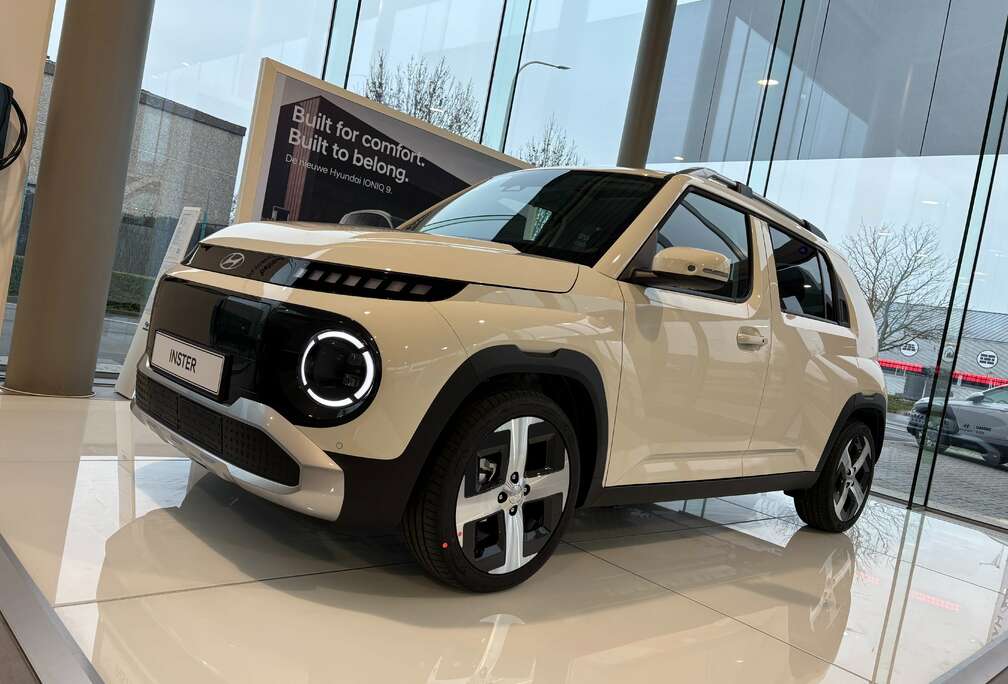 Hyundai 49kWh Pixel Plus