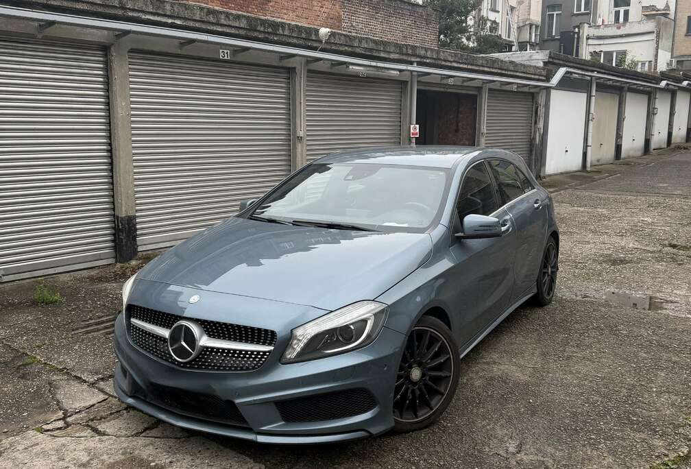 Mercedes-Benz PACK AMG EURO6