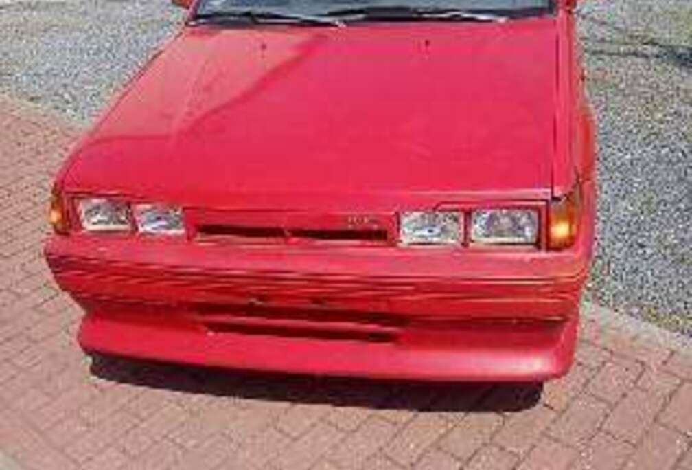 Nissan 2.0 LX