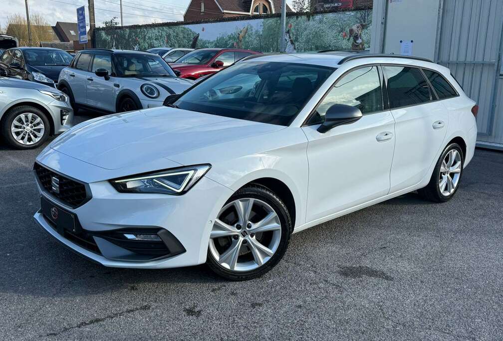 SEAT 1.0 EcoTSI / PACK FR / CARPLAY / PDC / LED / LIKE NEW