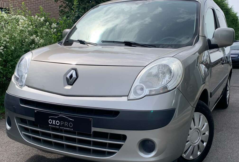 Renault 1.5 DCI / Equipé TPMR (FAUTEUIL ROULANT) / Vervoer MINDERVALIDE (ROELSTOEL) / Euro 5 / PRIX EMPORTER /