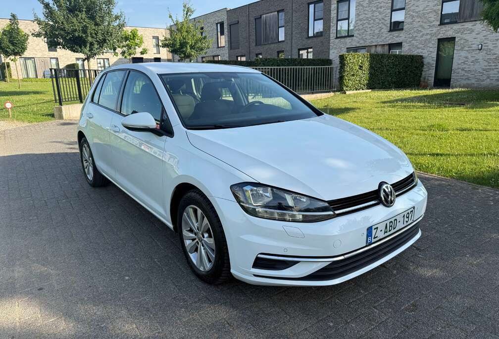 Volkswagen Golf 1.6 CR TDi BMT Comfortline