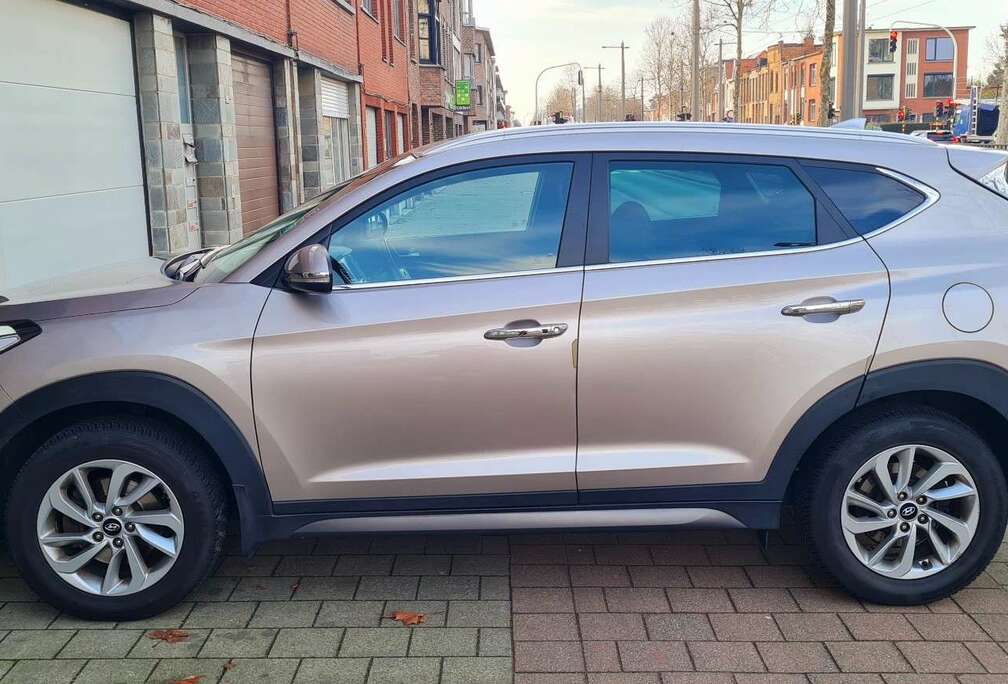 Hyundai blue 1.6 GDi 2WD Advantage