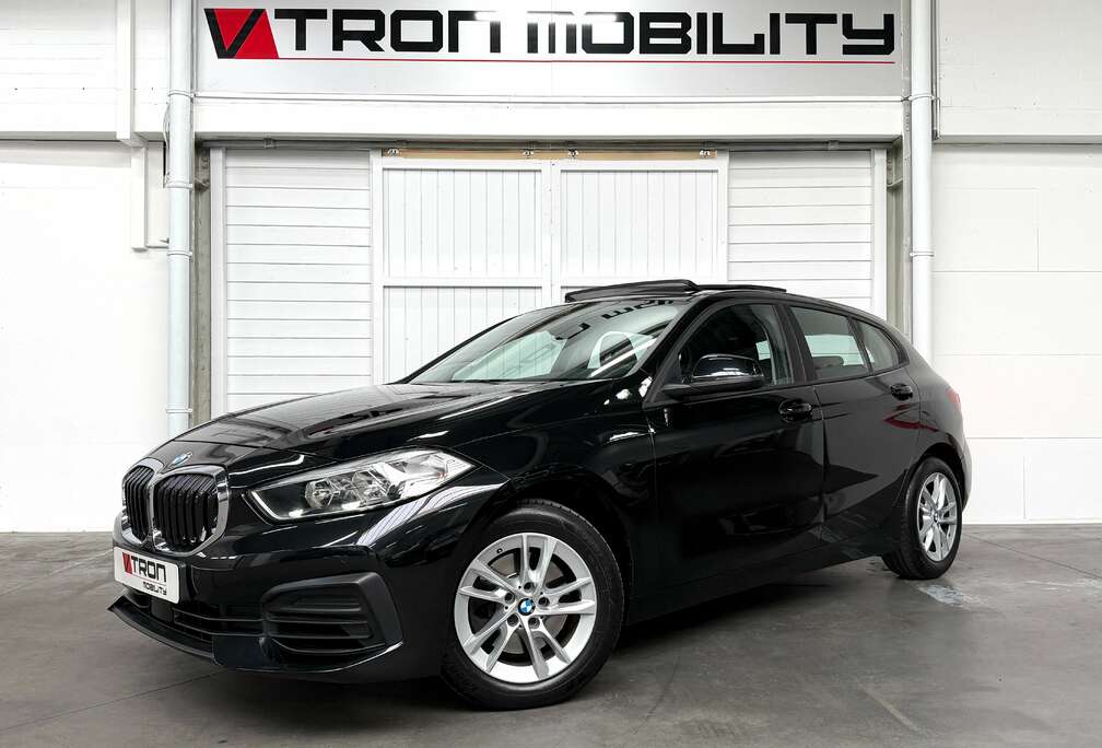 BMW 118i Advantage PANO*NAVI*CARPLAY*CC*PDC*AC