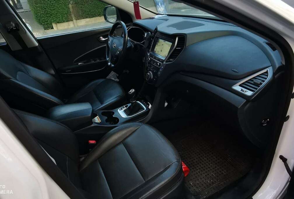 Hyundai Fé 2.0 CRDi 150 2WD Initia 7pl