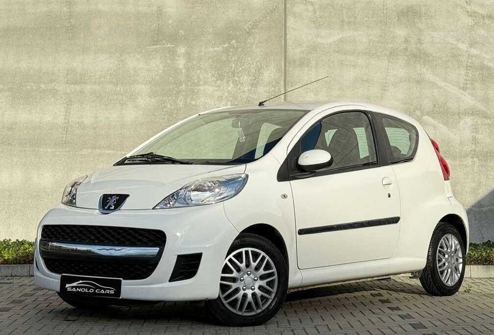 Peugeot 107 1.0i Trendy  Garantie  Car-pass