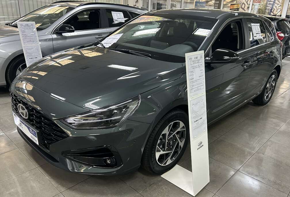 Hyundai TECHNO 1.0 T-GDi 100CV - NEUVE DE STOCK - 0 Km
