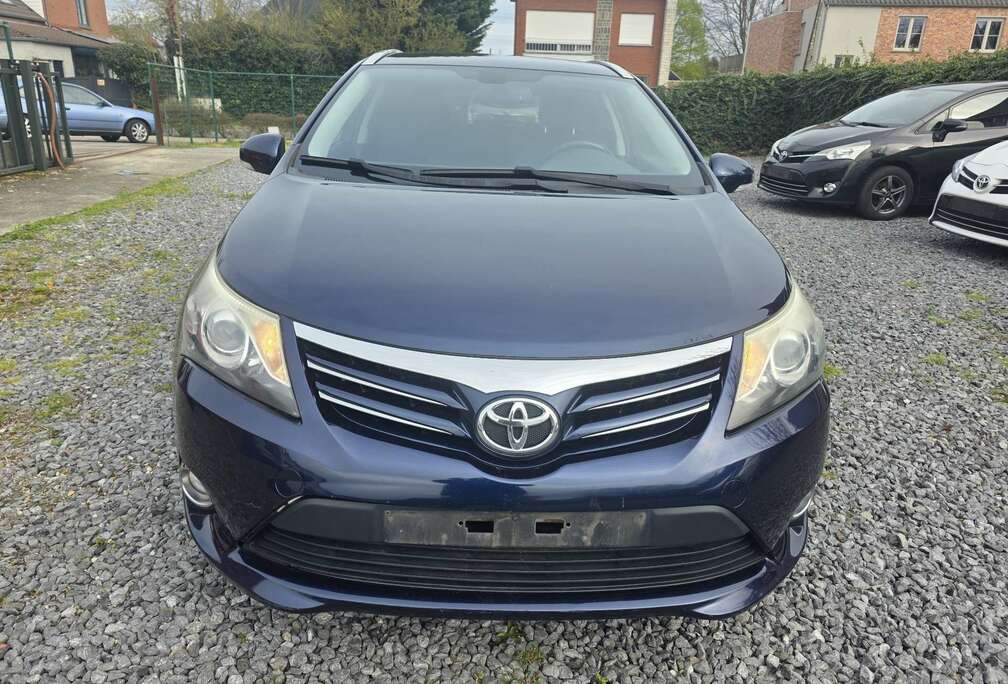 Toyota Avensis SW 1.6i Comfort