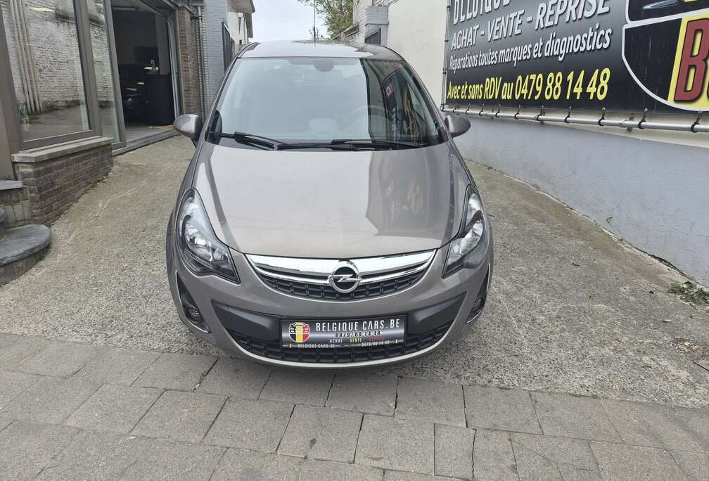 Opel Corsa 1.4i Enjoy