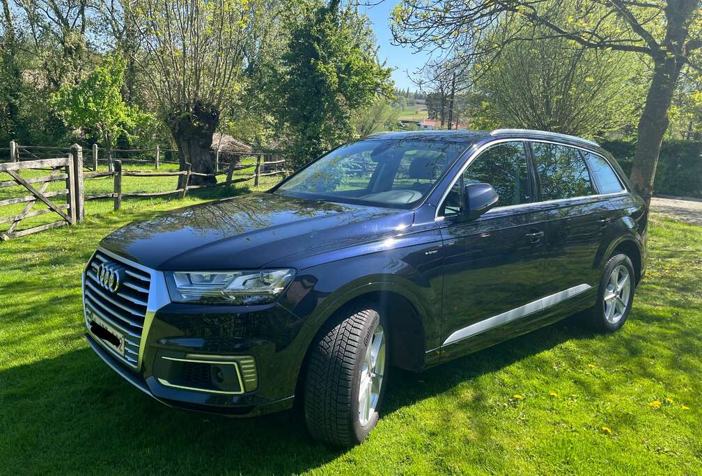 Audi Q7 e-tron 3.0 TDi V6 Quattro e-tron Tiptronic (275 kW)