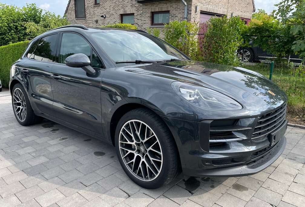 Porsche Macan 2.0 Turbo PDK SPORT CHRONO PACK PANO-DAK/ALU 21\