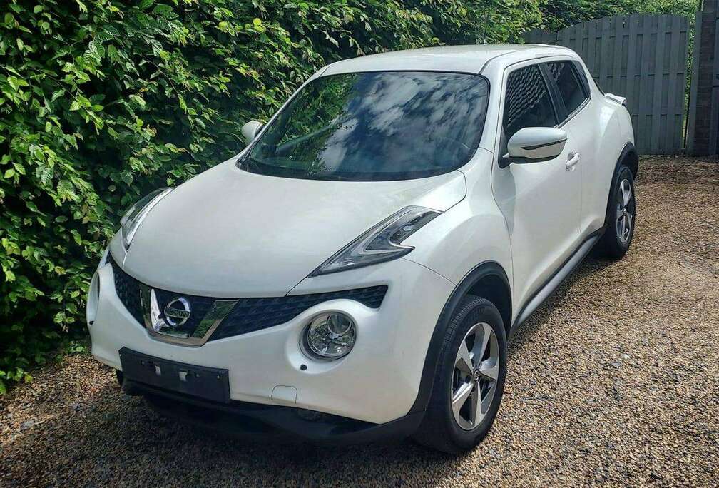 Nissan Juke 1.6i 2WD N-Connecta Xtronic