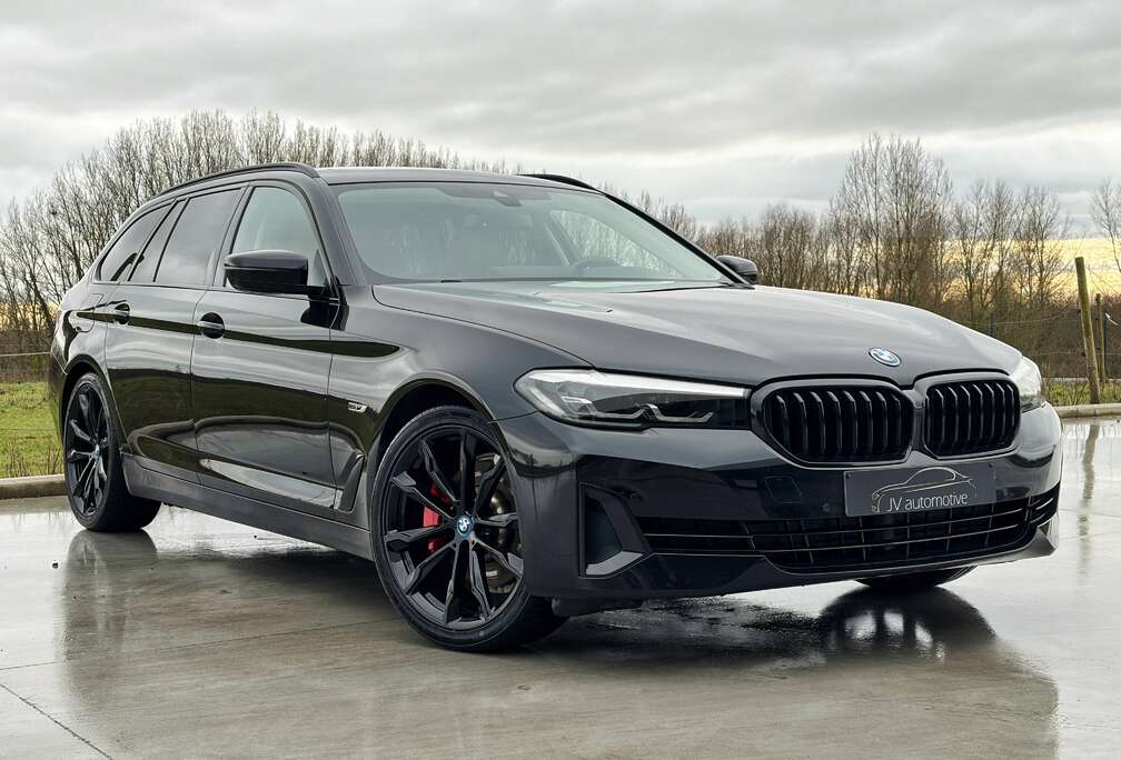 BMW Touring 530e PHEV * LEDER * PANO * 20 INCH *