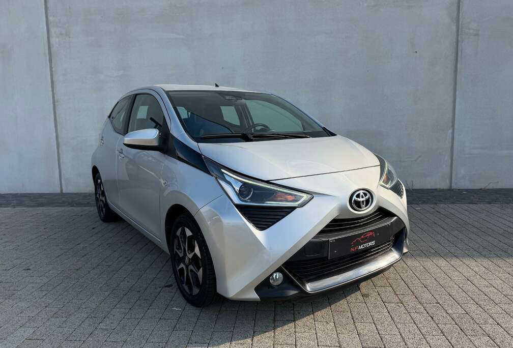 Toyota Fulll optionétat neuf CarPlay