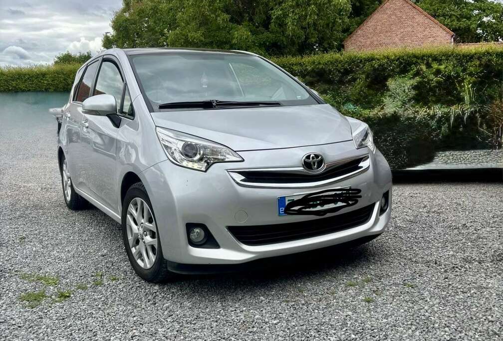 Toyota Verso S 1.33 VVT-i