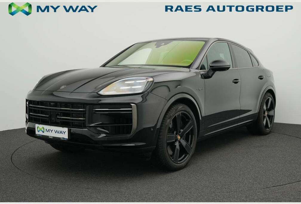 Porsche Turbo E-Hybrid / 40g CO/ massage /sport chrono